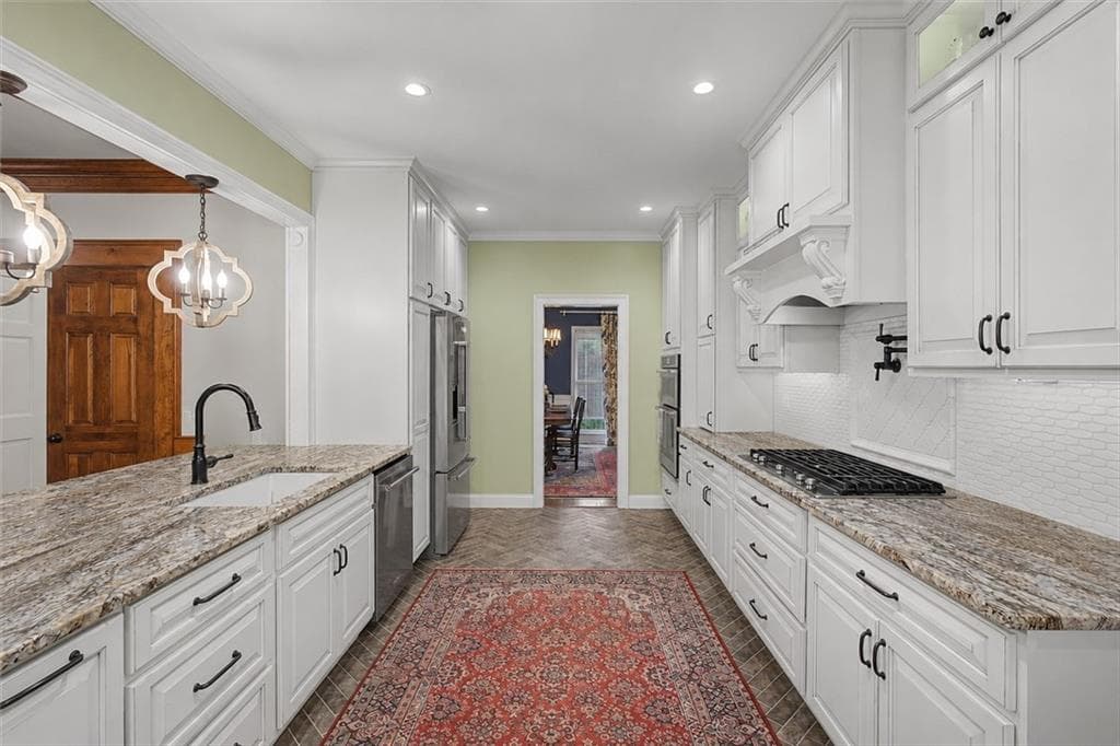 5 bedroom, 4 bathroom, 3,639 sq ft single family residence for sale at 36 Saddle Mountain Road, Rome, GA 30161 — photo 5