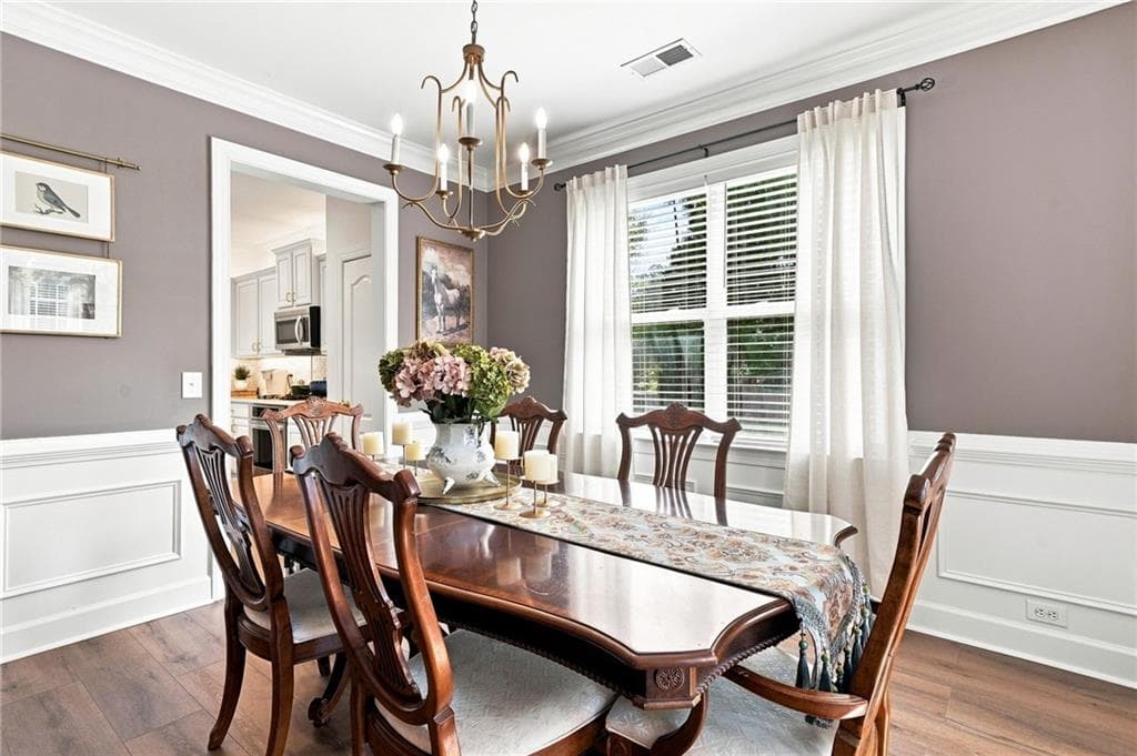 6 bedroom, 4 bathroom, 4,300 sq ft single family residence for sale at 3525 Glen Devon Drive, Powder Springs, GA 30127 — photo 10