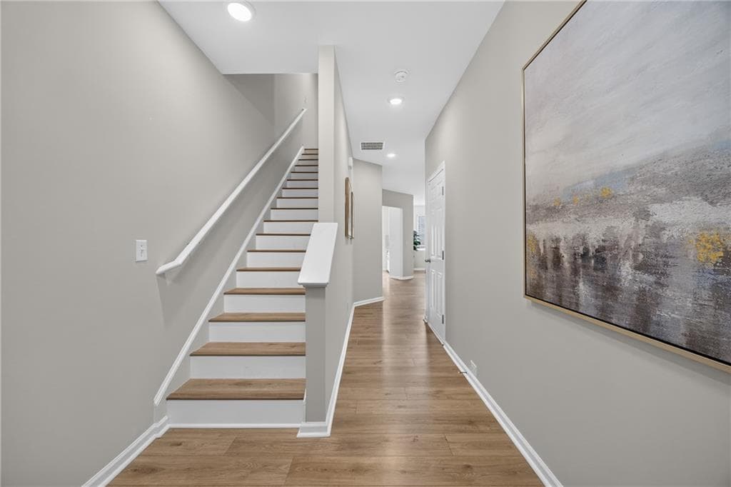 3 bedroom, 3 bathroom, 1,527 sq ft townhouse for sale at 124 Chastain Way, Newnan, GA 30263 — photo 7
