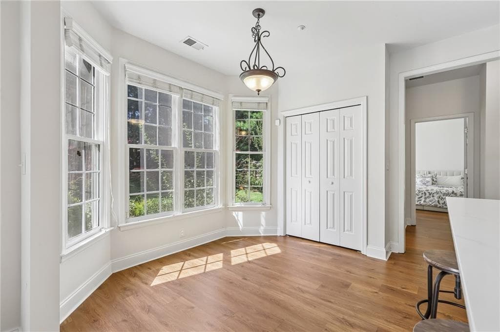 4 bedroom, 3 bathroom, 2,213 sq ft single family residence under contract at 673 Maple Grove Way, Marietta, GA 30066 — photo 8