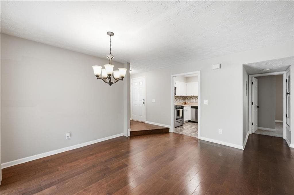 3 bedroom, 2 bathroom, 1,281 sq ft townhouse under contract at 651 Stratford Green Way, Avondale Estates, GA 30002 — photo 7