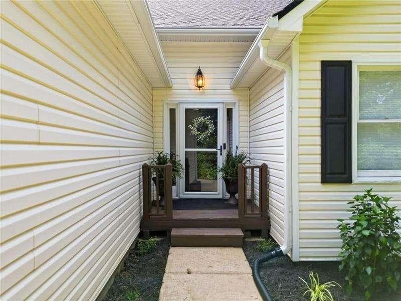 4 bedroom, 3 bathroom, 1,732 sq ft single family residence for sale at 285 Hidden Branches Trail, Canton, GA 30115 — photo 3