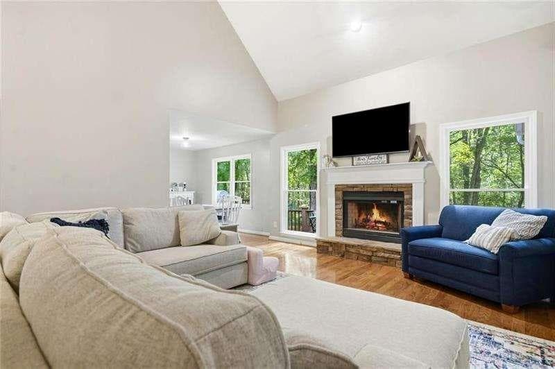 4 bedroom, 3 bathroom, 1,732 sq ft single family residence for sale at 285 Hidden Branches Trail, Canton, GA 30115 — photo 8