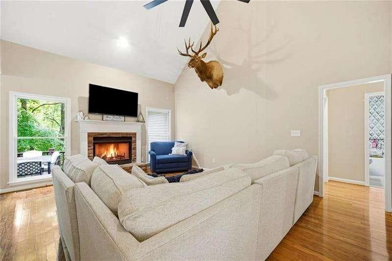 4 bedroom, 3 bathroom, 1,732 sq ft single family residence for sale at 285 Hidden Branches Trail, Canton, GA 30115 — photo 9