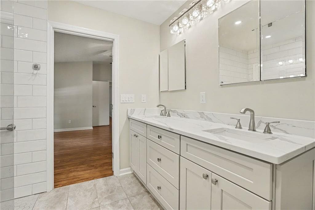 3 bedroom, 2 bathroom, 1,886 sq ft single family residence under contract at 10900 Spotted Pony Trail, Johns Creek, GA 30022 — photo 6