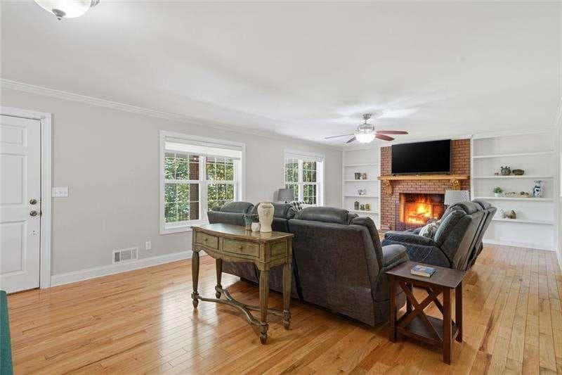 6 bedroom, 6 bathroom, 5,585 sq ft single family residence for sale at 1511 Sandy Bottom Road, Tate, GA 30177 — photo 8