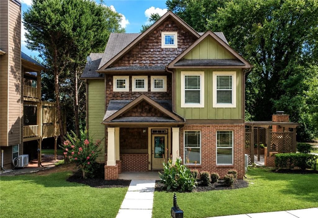 3 bedroom, 3 bathroom, 2,034 sq ft single family residence for sale at 44 Magnolia Parkway, Hampton, GA 30228 — photo 8