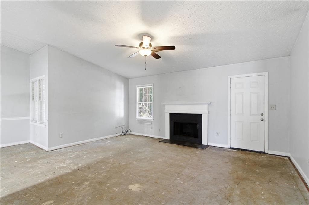 3 bedroom, 2 bathroom, 1,447 sq ft single family residence under contract at 1411 Windy Hill Court, Conyers, GA 30013 — photo 9