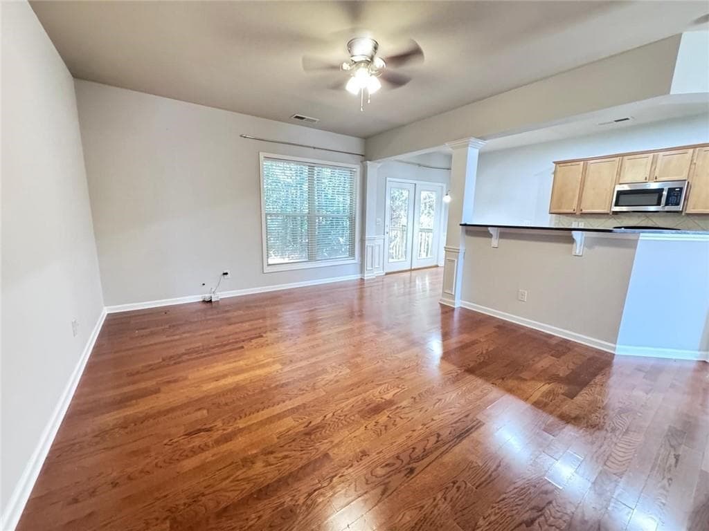 2 bedroom, 2 bathroom, 1,357 sq ft townhouse for rent at 1420 Brookmere Way, Cumming, GA 30040 for $1,650 a month — photo 8
