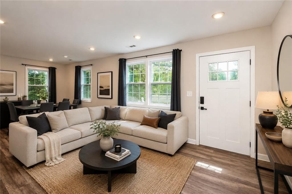3 bedroom, 3 bathroom, 2,272 sq ft single family residence for rent at 90 Whitaker Circle, Atlanta, GA 30314 for $2,200 a month — photo 3