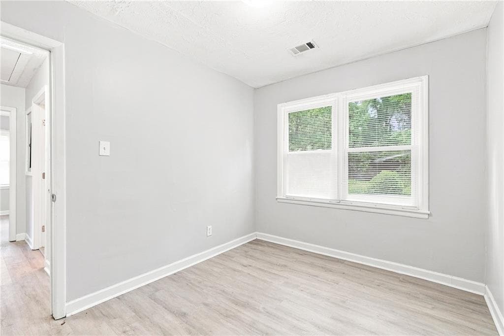 3 bedroom, 1 bathroom, 880 sq ft single family residence for rent at 2123 Blayton Lane, Atlanta, GA 30315 for $1,465 a month — photo 8