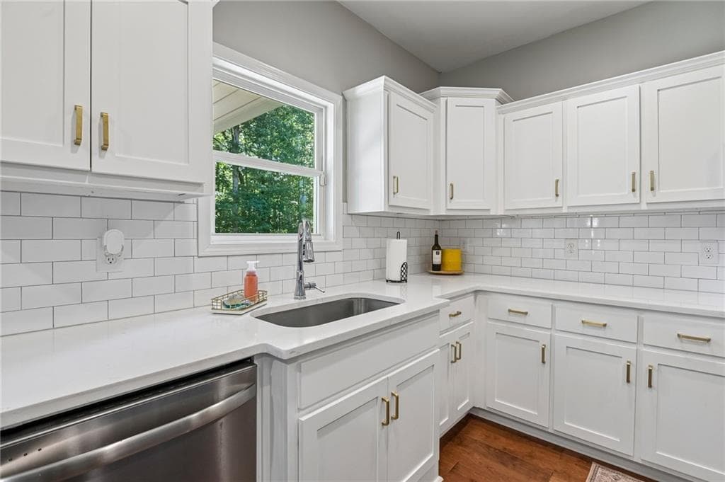 4 bedroom, 3 bathroom, 3,089 sq ft single family residence for sale at 512 Clinton Drive, Temple, GA 30179 — photo 10