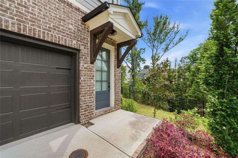 3 bedroom, 4 bathroom, 3,044 sq ft townhouse for sale at 228 Retreat Lane, Canton, GA 30114 — photo 3