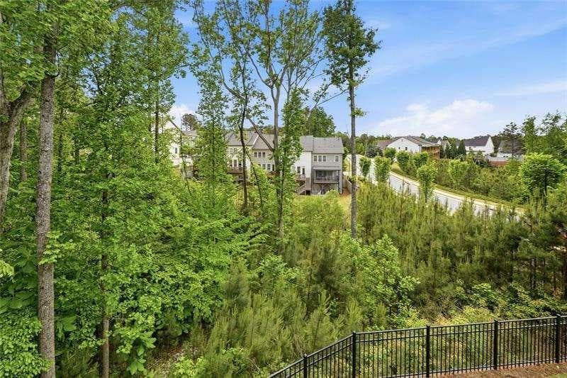 3 bedroom, 4 bathroom, 3,044 sq ft townhouse for sale at 228 Retreat Lane, Canton, GA 30114 — photo 4