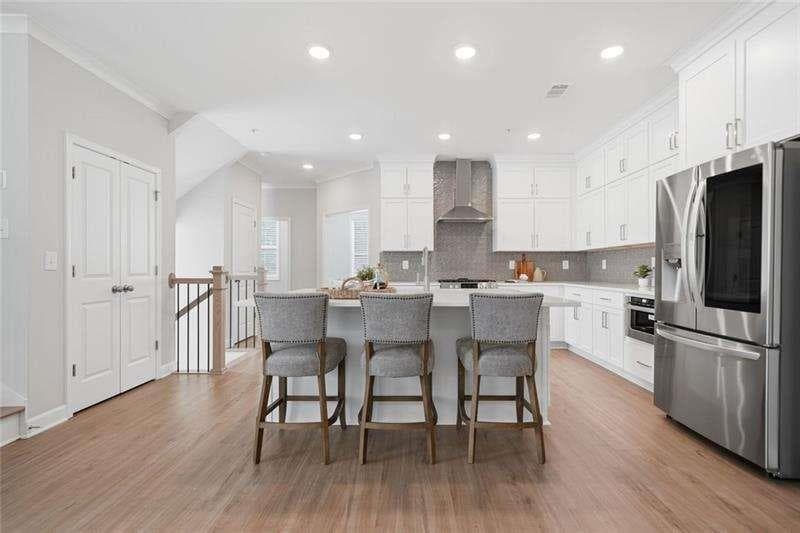 3 bedroom, 4 bathroom, 3,044 sq ft townhouse for sale at 228 Retreat Lane, Canton, GA 30114 — photo 10