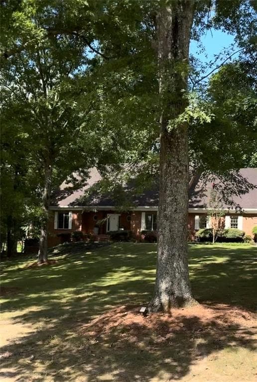 5 bedroom, 5 bathroom, 6,208 sq ft single family residence under contract at 3410 Donegal Way, Snellville, GA 30039 — photo 2