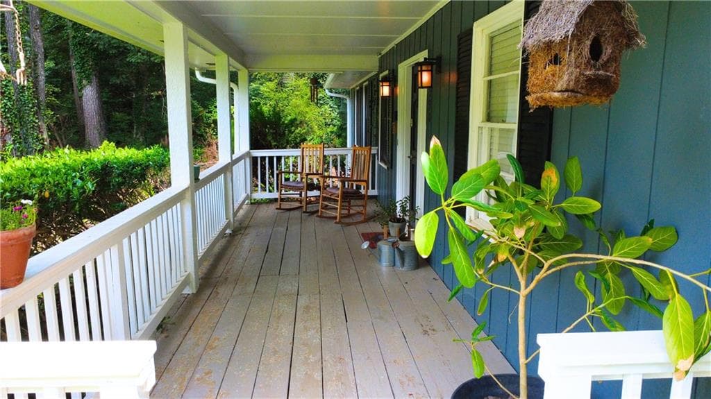 4 bedroom, 3 bathroom, 2,806 sq ft single family residence for sale at 990 Hickory View Court, Marietta, GA 30064 — photo 4