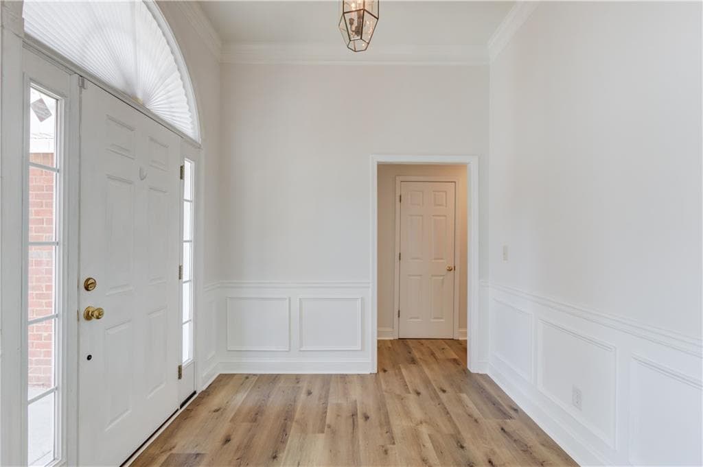 3 bedroom, 2 bathroom, 2,353 sq ft single family residence under contract at 2029 Wicker Wood Way, Snellville, GA 30078 — photo 6
