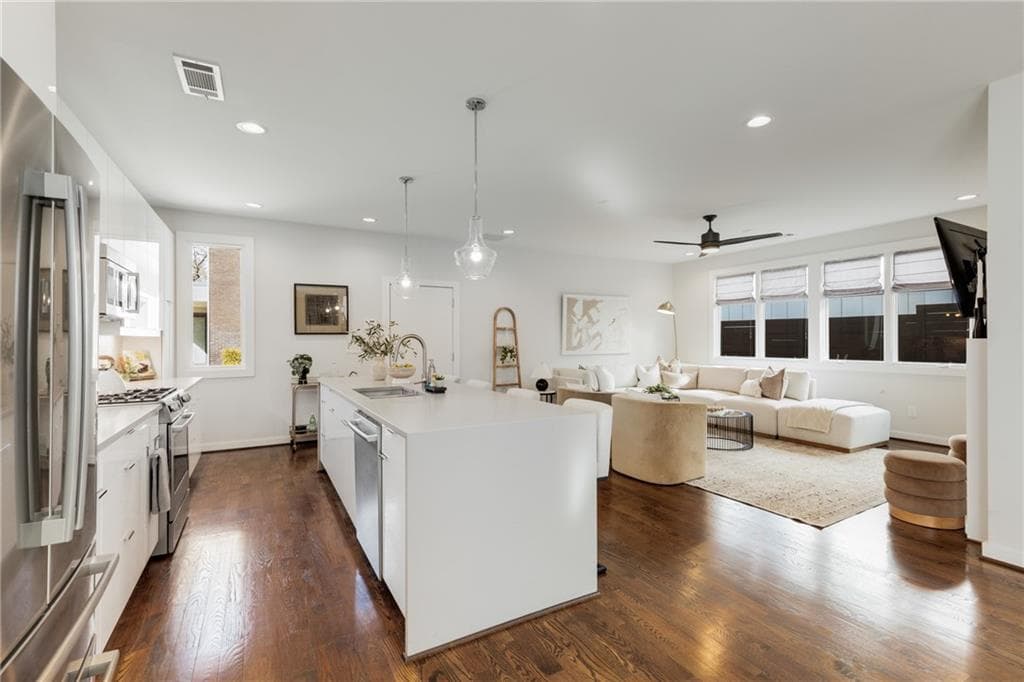 4 bedroom, 4 bathroom, 2,767 sq ft townhouse for sale at 205 Wilbur Avenue A, Atlanta, GA 30316 — photo 10
