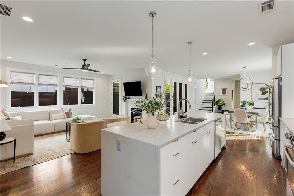 4 bedroom, 4 bathroom, 2,767 sq ft townhouse for sale at 205 Wilbur Avenue A, Atlanta, GA 30316 — photo 6