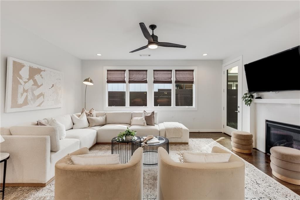 4 bedroom, 4 bathroom, 2,767 sq ft townhouse for sale at 205 Wilbur Avenue A, Atlanta, GA 30316 — photo 5