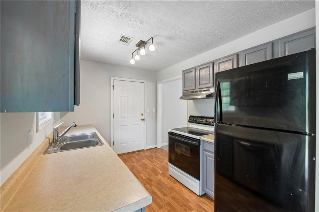 3 bedroom, 2 bathroom, 1,296 sq ft single family residence for sale at 191 Mount Pleasant Church Road, Gordon, GA 31031 — photo 2