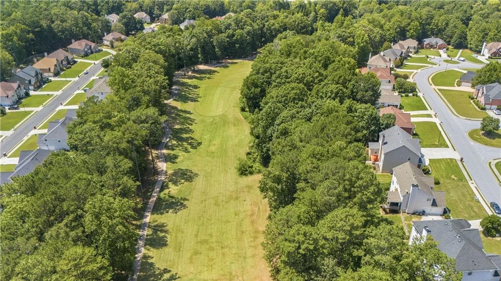 4 bedroom, 3 bathroom, 2,918 sq ft single family residence for sale at 110 S Links Drive, Covington, GA 30014 — photo 6