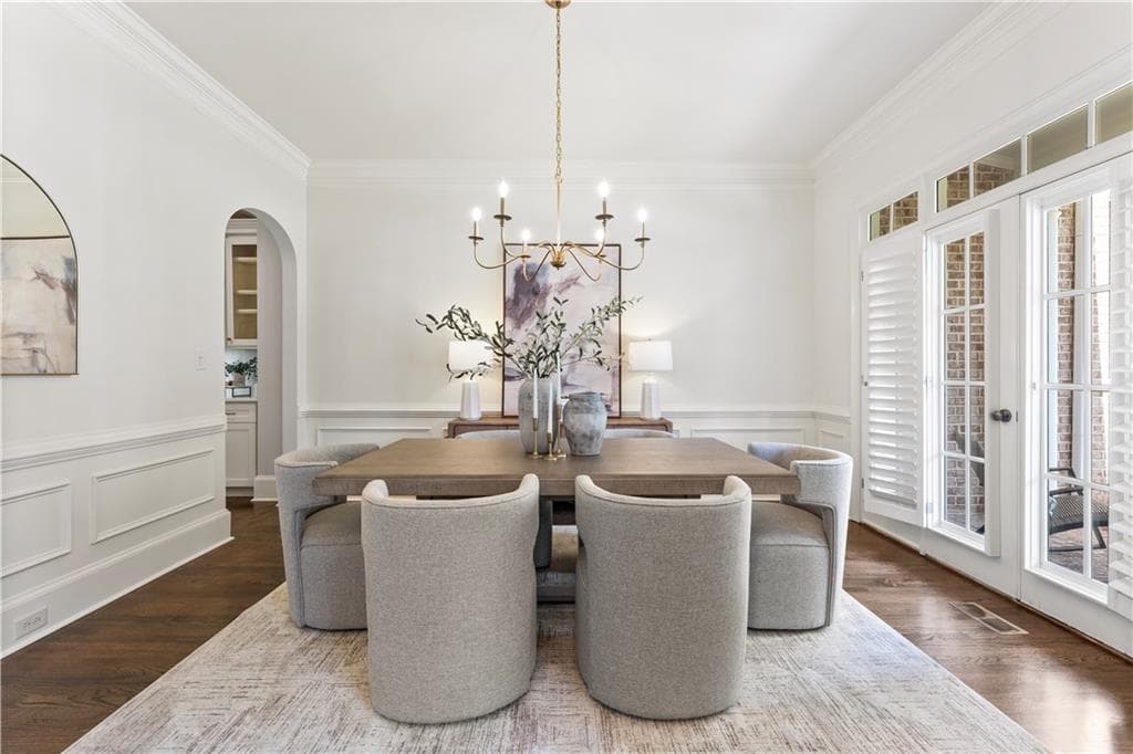 6 bedroom, 7 bathroom, 7,835 sq ft single family residence under contract at 405 The Hermitage Drive, Milton, GA 30004 — photo 7