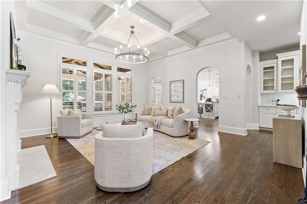 6 bedroom, 7 bathroom, 7,835 sq ft single family residence under contract at 405 The Hermitage Drive, Milton, GA 30004 — photo 8