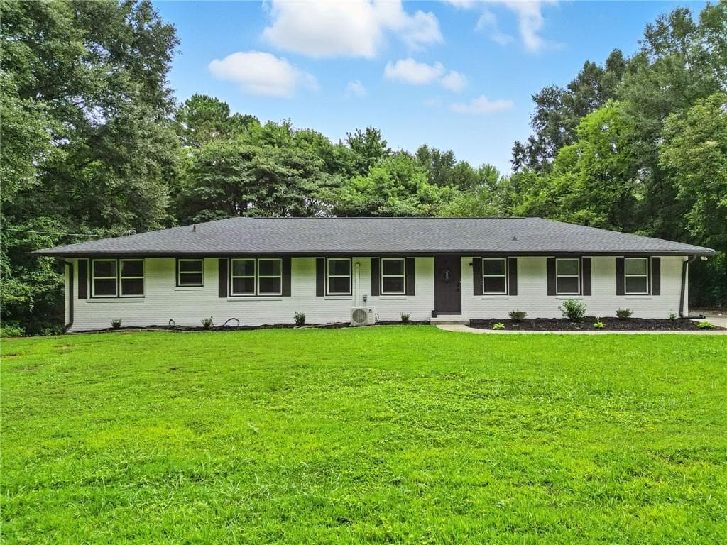 duplex under contract at 933 Old Noonday Sch House Road, Marietta, GA 30066