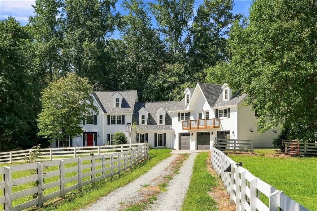 5 bedroom, 4 bathroom, 4,185 sq ft single family residence for rent at 13770 Birmingham Highway, Milton, GA 30004 for $6,000 a month — photo 6