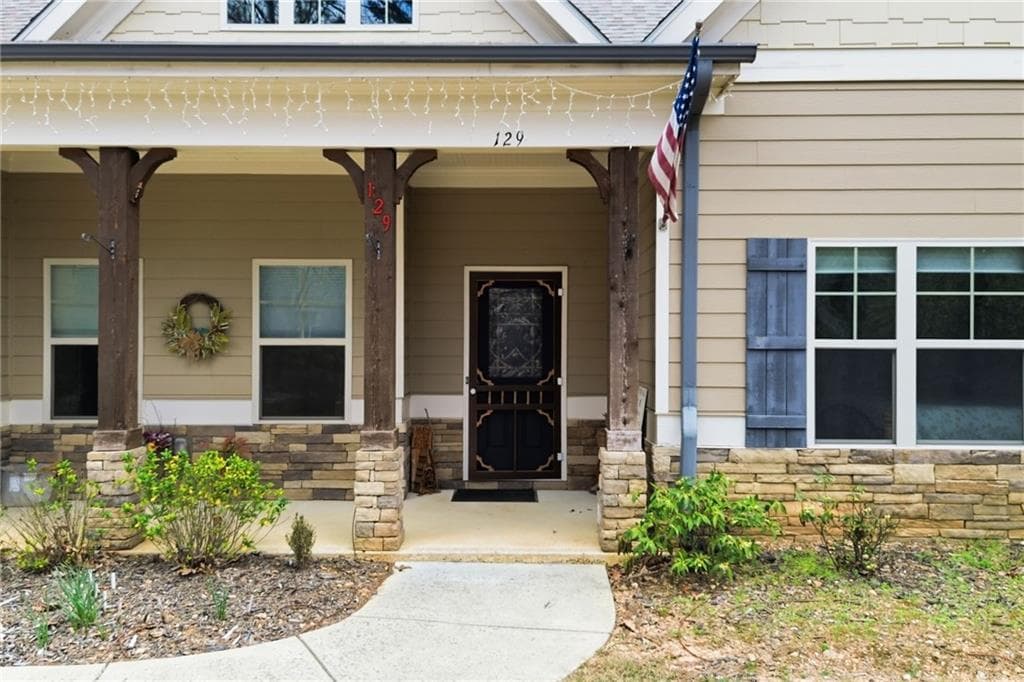 3 bedroom, 2 bathroom, 1,824 sq ft single family residence for sale at 129 White Antelope Street, Waleska, GA 30183 — photo 3