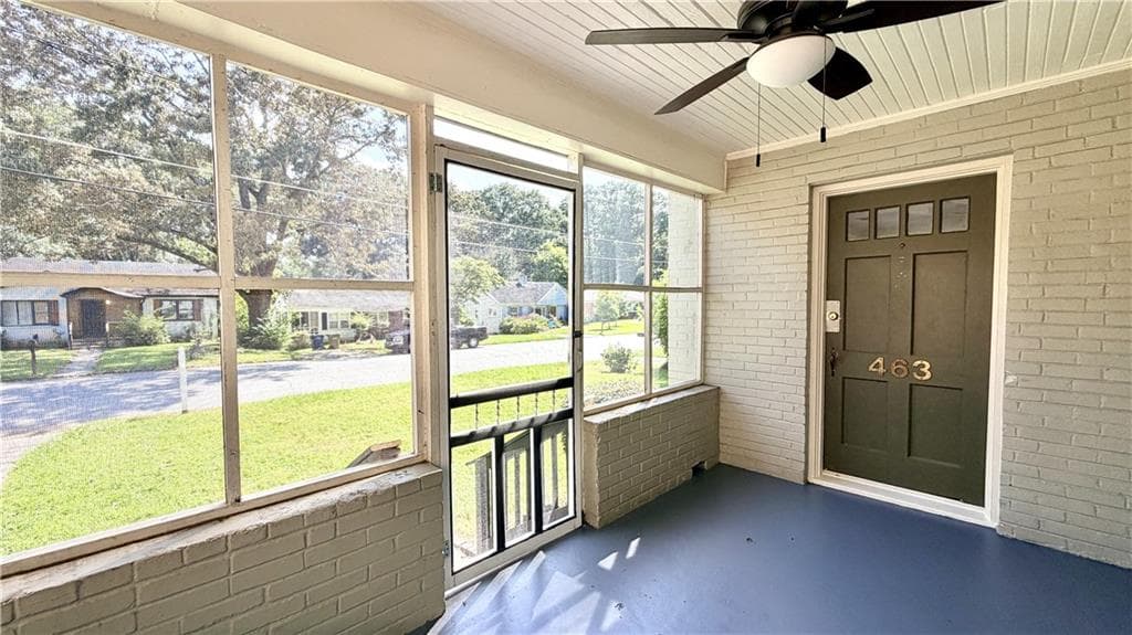 3 bedroom, 1 bathroom, 1,309 sq ft single family residence for sale at 463 Lynnhaven Drive, Atlanta, GA 30310 — photo 2