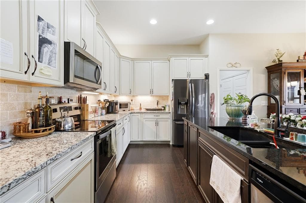 3 bedroom, 2 bathroom, 1,824 sq ft single family residence for sale at 129 White Antelope Street, Waleska, GA 30183 — photo 10