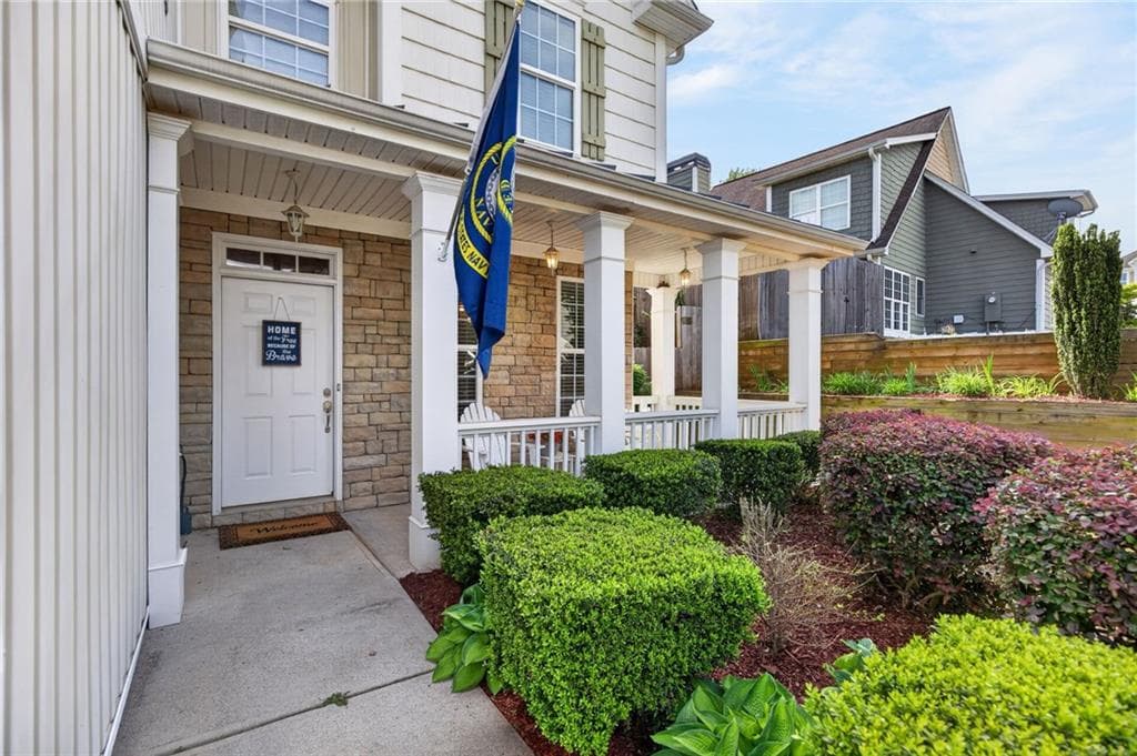 4 bedroom, 3 bathroom, 2,032 sq ft single family residence for sale at 507 Rippling Court, Temple, GA 30179 — photo 2