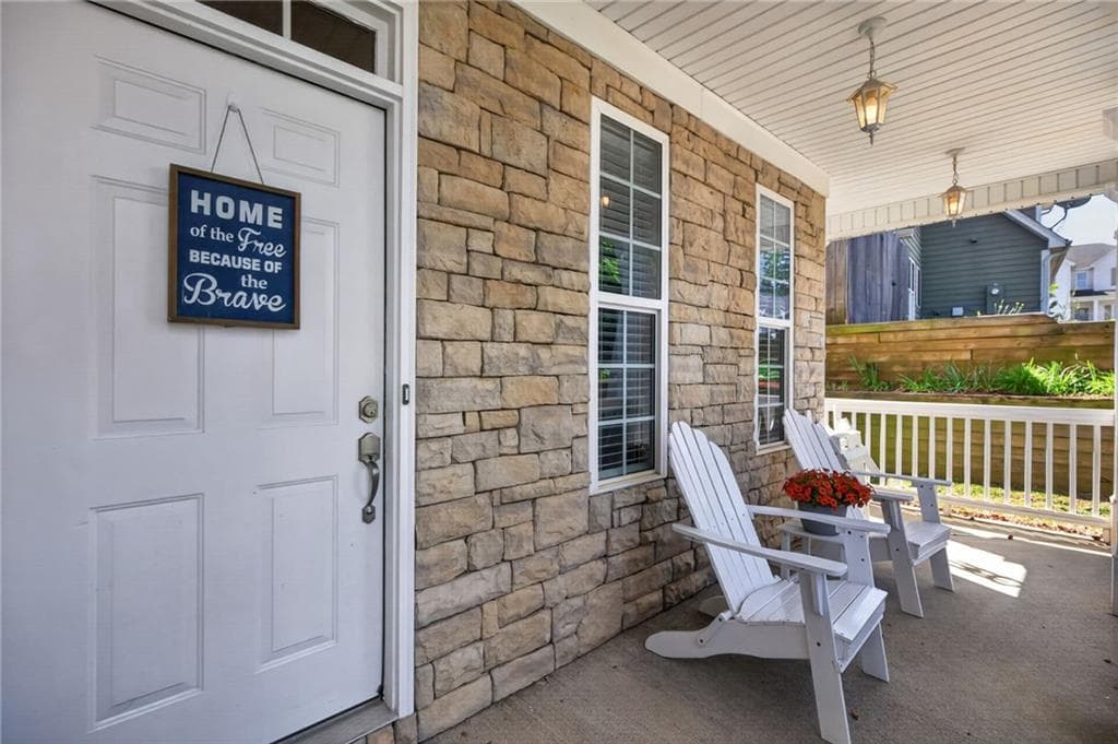 4 bedroom, 3 bathroom, 2,032 sq ft single family residence for sale at 507 Rippling Court, Temple, GA 30179 — photo 3