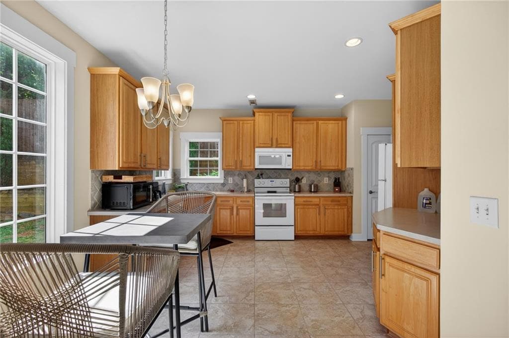 4 bedroom, 3 bathroom, 2,032 sq ft single family residence for sale at 507 Rippling Court, Temple, GA 30179 — photo 10