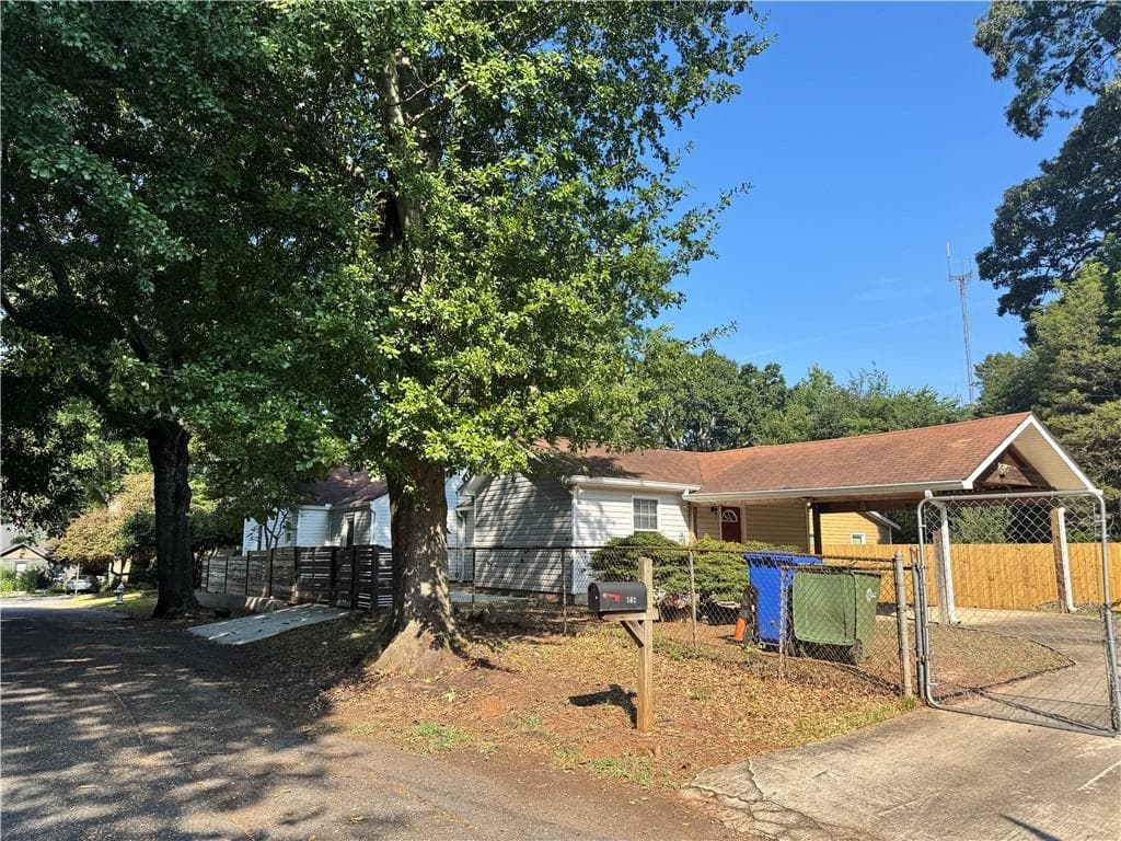 3 bedroom, 2 bathroom, 1,452 sq ft single family residence under contract at 562 Glenwood Place, Atlanta, GA 30316 — photo 7