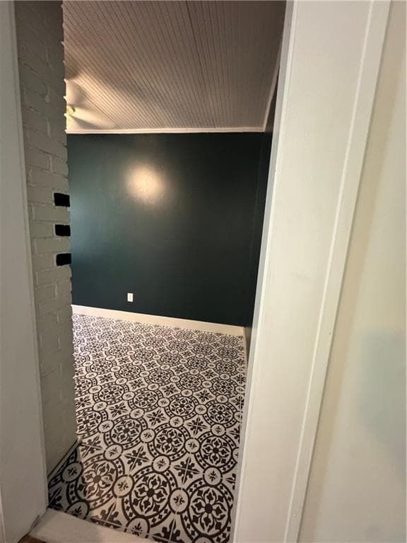 3 bedroom, 2 bathroom, 1,452 sq ft single family residence under contract at 562 Glenwood Place, Atlanta, GA 30316 — photo 10