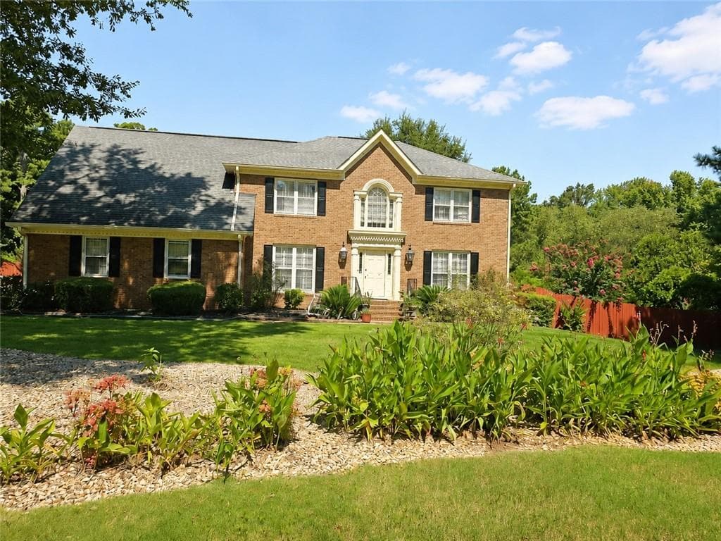 1 bedroom, 1 bathroom, 2,916 sq ft apartment for rent at 1500 Old Salem Drive, Conyers, GA 30013 for $1,650 a month