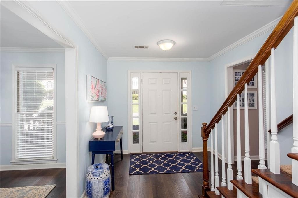 4 bedroom, 3 bathroom, 2,641 sq ft single family residence for sale at 6011 Fairlong Court, Acworth, GA 30101 — photo 3
