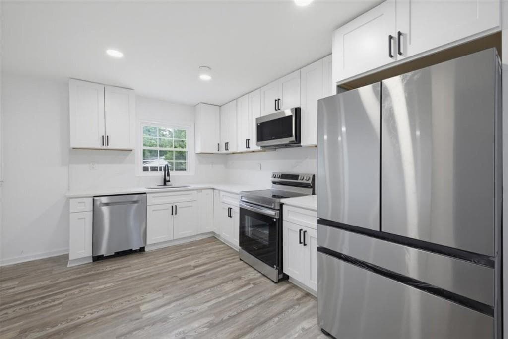 3 bedroom, 2 bathroom, 1,259 sq ft single family residence for sale at 2357 Cranbrooke Drive, Decatur, GA 30032 — photo 5