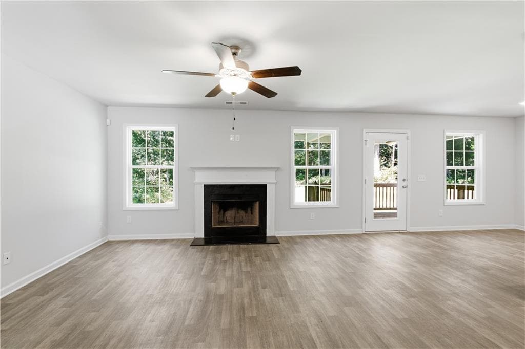 4 bedroom, 4 bathroom, 3,516 sq ft single family residence for sale at 522 Mountain Creek Drive, Maysville, GA 30558 — photo 4