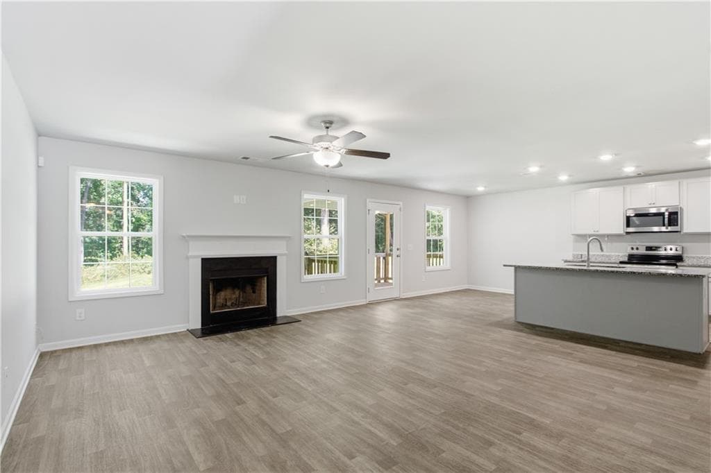 4 bedroom, 4 bathroom, 3,516 sq ft single family residence for sale at 522 Mountain Creek Drive, Maysville, GA 30558 — photo 9
