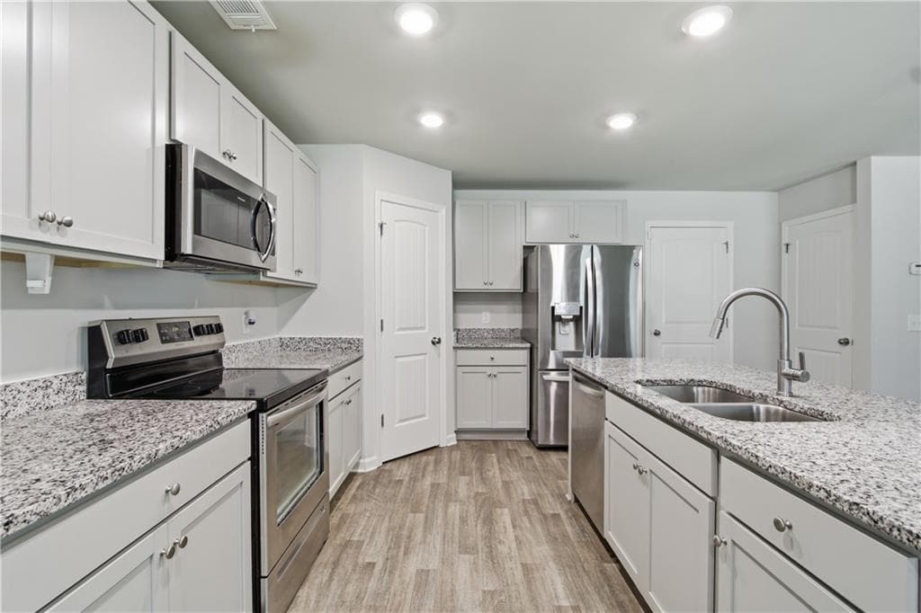 4 bedroom, 4 bathroom, 3,516 sq ft single family residence for sale at 522 Mountain Creek Drive, Maysville, GA 30558 — photo 10