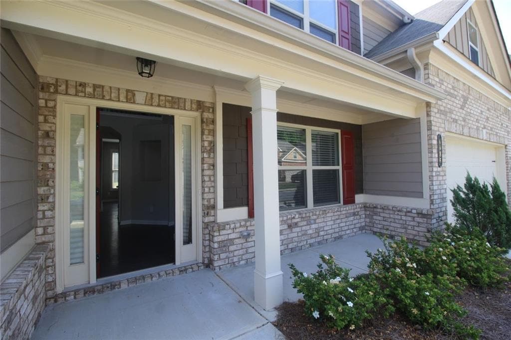 5 bedroom, 3 bathroom, 2,847 sq ft single family residence for rent at 4086 Water Mill Drive, Buford, GA 30519 for $2,395 a month — photo 2