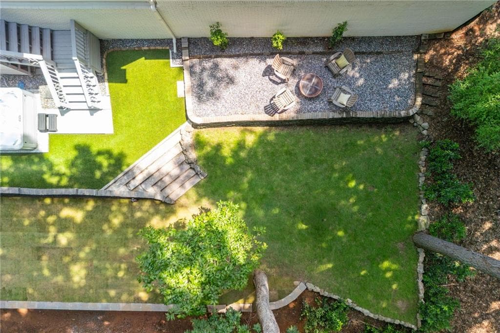 5 bedroom, 4 bathroom, 4,412 sq ft single family residence under contract at 1250 Northcliff Trace, Roswell, GA 30076 — photo 7