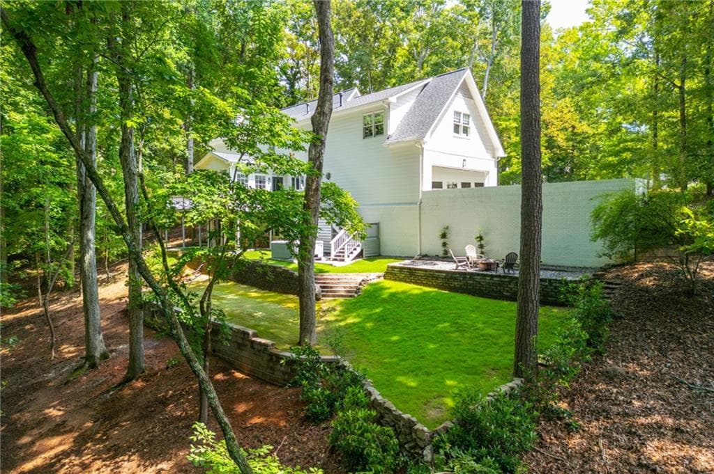 5 bedroom, 4 bathroom, 4,412 sq ft single family residence under contract at 1250 Northcliff Trace, Roswell, GA 30076 — photo 8
