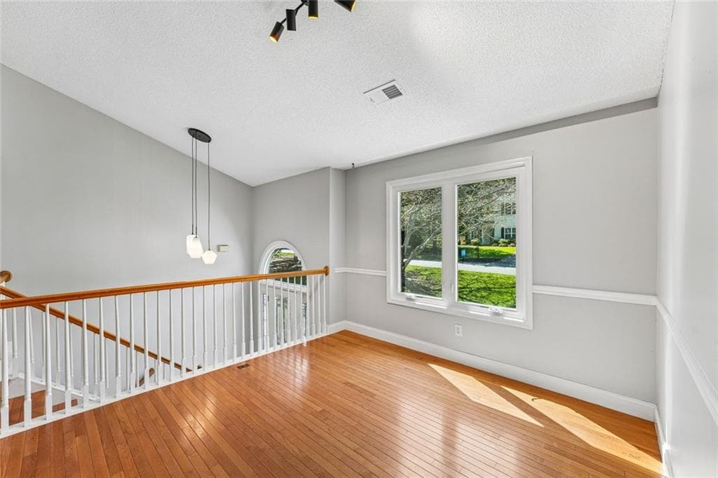 4 bedroom, 3 bathroom, 2,445 sq ft single family residence for sale at 270 Wentworth Drive, Canton, GA 30114 — photo 8