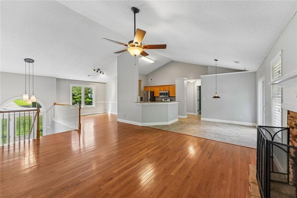 4 bedroom, 3 bathroom, 2,445 sq ft single family residence for sale at 270 Wentworth Drive, Canton, GA 30114 — photo 9